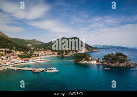 La Grèce, l'Épire Région, Parga, augmentation de la ville vue depuis le château vénitien Banque D'Images