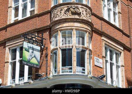 Royaume-uni, Londres, Covent Garden, jonction entre la rue Floral et James Street, The Nags Head Pub Banque D'Images