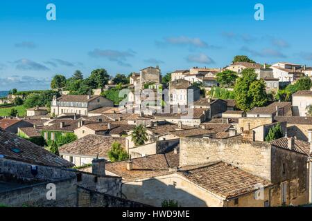 France, Gironde, Saint-Emilion, classé au Patrimoine Mondial par l'UNESCO, vue panoramique de la ville médiévale Banque D'Images