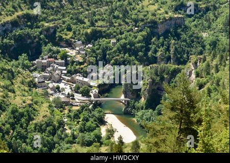 La France, la Lozère, les Causses et les Cévennes, paysage culturel agropastoraux méditerranéens, inscrite au Patrimoine Mondial de l'UNESCO, les Gorges du Tarn, St Chely du Tarn dans la St Chely circus Banque D'Images