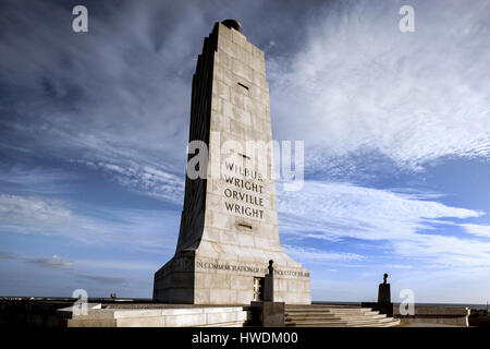 NC00647-00...CAROLINE DU NORD - Monument aux frères Wright à l'Wright Brothers National Memorial à Kitty Hawk. Banque D'Images