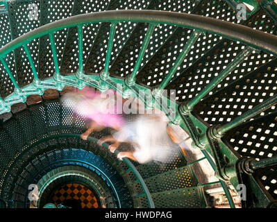 NC00758-00...CAROLINE DU NORD - Escalier à l'intérieur du phare de Currituck dans la ville de corolle sur les Outer Banks. Banque D'Images