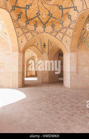 L'Iran, au centre de l'Iran, Kashan, La Mosquée Agha Bozorg et Madreseh, intérieur Banque D'Images