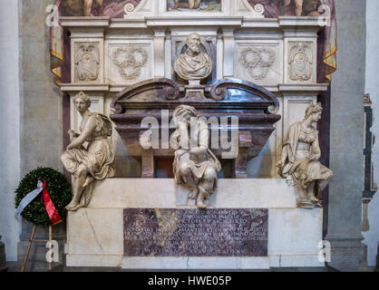 Basilica di Sanrta Croce, la principale église franciscaine à Florence, Italie Banque D'Images