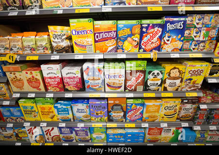 Céréales Petit déjeuner à vendre dans un supermarché Morrisons Banque D'Images