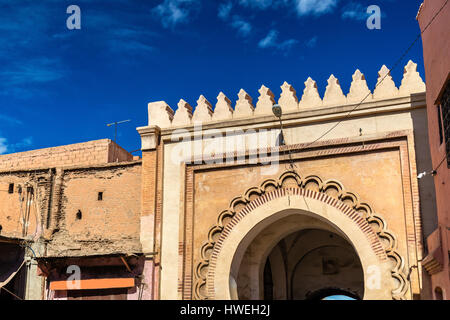 La porte en médina de Marrakech, un site du patrimoine de l'UNESCO au Maroc Banque D'Images
