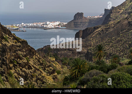 Puerto de las Nieves und der Barranco de Guayedra, Insel Gran Canaria, Kanarische Inseln, Spanien | birds eye view de Puerto de las Nieves et Barra Banque D'Images