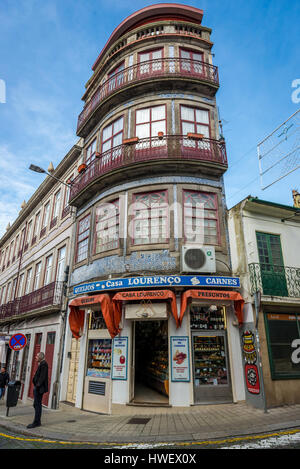 Casa Lourenco épiceries traditionnelles à l'ancienne dans le district de Porto Santo Ildefonso ville sur la péninsule ibérique, deuxième plus grande ville du Portugal Banque D'Images