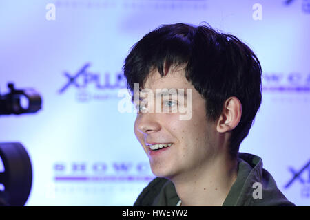 Lancement de l'événement de la Showcase Cinema de Lux à Southampton, Hampshire, Royaume-Uni. Avec invité spécial Asa Butterfield acteur star de 'l'espace entre nous" actuellement diffusé dans les salles. Le cinéma est le premier au Royaume-Uni à projection laser ont et Dolby Atmos Banque D'Images