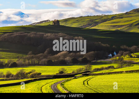 Abbotsbury, Dorset, UK. Le 20 mars 2017. Météo britannique. Vue de la Chapelle Sainte Catherine à Abbotsbury Dorset en fin d'après-midi, baigné de soleil. Crédit photo : Graham Hunt/Alamy Live News Banque D'Images