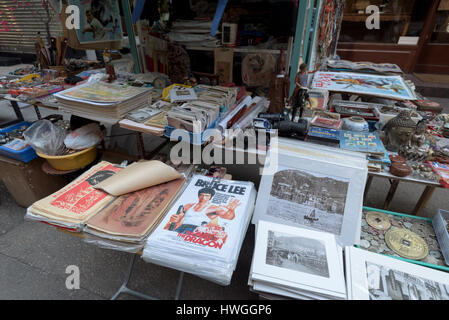 Hong Kong, Hong Kong S.A.R. - Le 26 janvier 2017 : les magasins d'antiquités à Cat Street à Hong Kong. Hollywood Road, Upper Lascar Row aka Cat Street est un grand t Banque D'Images