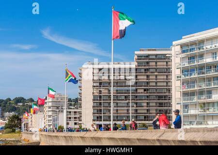 France, Seine Maritime, Le Havre, centre-ville inscrite au Patrimoine Mondial de l'UNESCO, Boulevard Clemenceau, les bâtiments en face de mer Banque D'Images