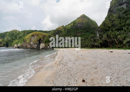 Scène de plage tropicale à Batanes Philippines Banque D'Images