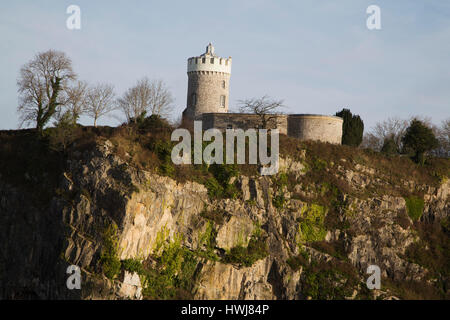 Clifton observatoire, construit comme un moulin, sur Clifton Down, donnant sur la Gorge d'Avon, à Bristol, Angleterre. Banque D'Images