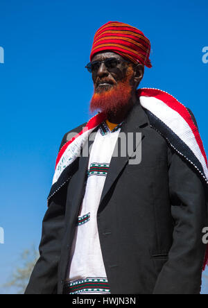 Portrait d'un aîné de la tribu Borana avec une barbe rouge pendant la cérémonie système Gada, Oromia, Yabelo,, Ethiopie Banque D'Images