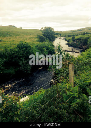 Cours d'eau par Portree Ecosse Banque D'Images