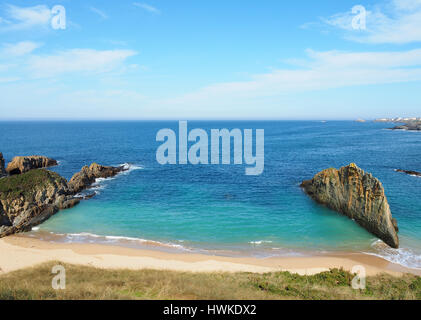 Vue de la plage de en Mexota Tapia de Casariego, Asturias - Espagne Banque D'Images