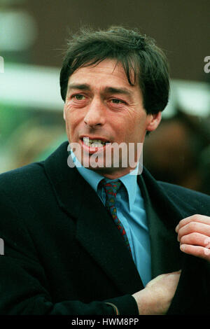 WILLIAM JARVIS entraîneur de chevaux de course 17 Avril 1998 Banque D'Images