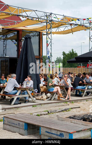 Pllek beach cafe, Amsterdam Banque D'Images