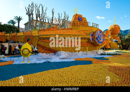 Thème Sous-marin dans l'exposition Jardins Bioves de Menton pendant la Fête du Citron Banque D'Images