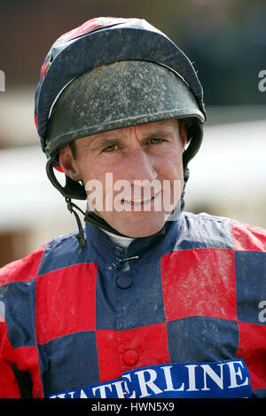 JOHN EGAN SOUTHWELL JOCKEY HIPPODROME SOUTHWELL 12 Avril 2002 Banque D'Images