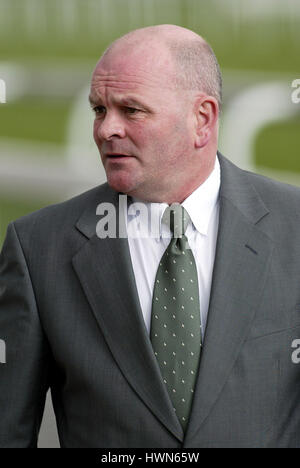 DAVID NICHOLLS, entraîneur de chevaux de course HIPPODROME DE DONCASTER DONCASTER 22 Mars 2002 Banque D'Images