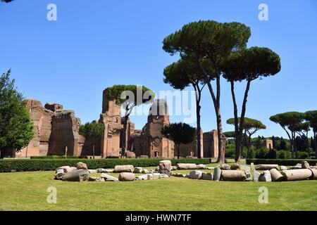 L'Italie, Lazio, Rome, centre historique classé au Patrimoine Mondial de l'UNESCO, Thermes de Caracalla construit entre 212 et 216 AD, par l'empereur Caracalla Banque D'Images