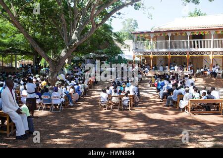 Haïti, Grand Boulage, inauguration d'une école construite avec l'appui d'entrepreneurs du monde Banque D'Images