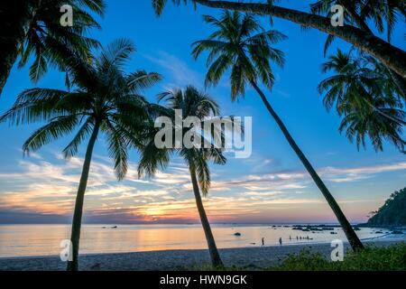 Myanmar (Birmanie), l'État de Rakhine (Arakan), ou quartier de Thandwe, la plage de Ngapali, coucher du soleil Banque D'Images