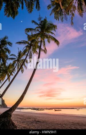 Myanmar (Birmanie), l'État de Rakhine (Arakan), ou quartier de Thandwe, la plage de Ngapali, coucher du soleil Banque D'Images