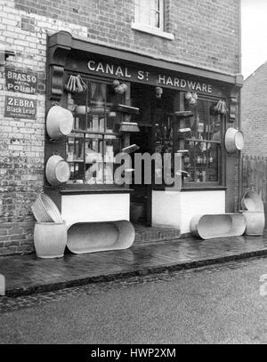 Black Country Living Museum Dudley Angleterre La Boutique Quincailleries Banque D'Images