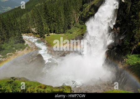 Village de montagne dans la région de Ligurie Banque D'Images