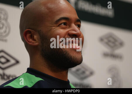 République d'Irlande est Darren Randolph au cours d'une conférence de presse au Centre National de Formation de la FAI, Dublin. Banque D'Images