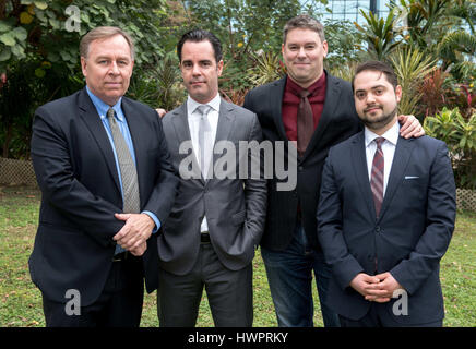 Hong Kong, Chine. Mar 9, 2017. Les avocats canadiens pour les réfugiés qui l'abri Snowden sur une mission à Hong Kong, le 8 mars, 2017. (L à R)- avocat canadien basé à Hong Kong, Robert Tibbo, Francis Tourigny, Michael Simkin, et Marc-André Séguin. Credit : Jayne Russell/ZUMA/Alamy Fil Live News Banque D'Images