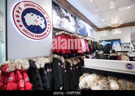 Markham, Ontario, Canada. Mar 19, 2017. Canada Goose au magasin à l'extérieur sur CF Markville à Markham (Ontario), le 19 mars 2017. Canada Goose lance un premier appel public à l'épargne de leurs actions à la Bourse de New York et à la Bourse de Toronto. Credit : Lars Hagberg/ZUMA/Alamy Fil Live News Banque D'Images