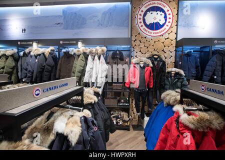 Markham, Ontario, Canada. Mar 19, 2017. Canada Goose au magasin à l'extérieur sur CF Markville à Markham (Ontario), le 19 mars 2017. Canada Goose lance un premier appel public à l'épargne de leurs actions à la Bourse de New York et à la Bourse de Toronto. Credit : Lars Hagberg/ZUMA/Alamy Fil Live News Banque D'Images