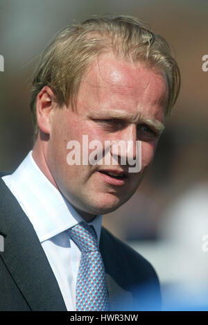 Entraîneur de chevaux de course DUNLOP DE NEWMARKET EN ANGLETERRE 17 Avril 2003 Banque D'Images