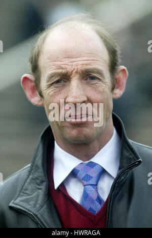 PATRICK MURPHY, entraîneur de chevaux de course L'hippodrome de Cheltenham CHELTENHAM ANGLETERRE 17 Mars 2004 Banque D'Images