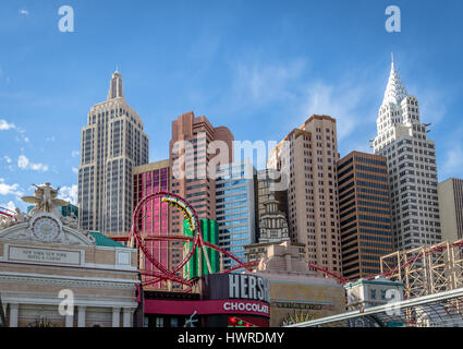 Montagnes russes au New York New York Hotel and Casino - Las Vegas, Nevada, USA Banque D'Images