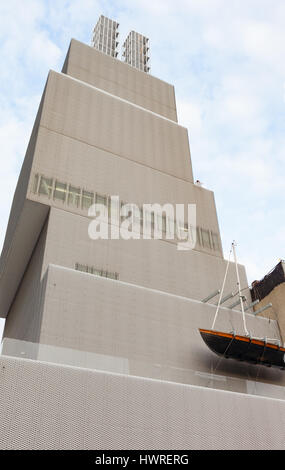 La ville de New York, USA - 09 juillet 2015 : Le nouveau musée d'Art Contemporain est un musée dans la ville de New York au 235 Bowery, à Manhattan, dans le Lower East Side. Banque D'Images