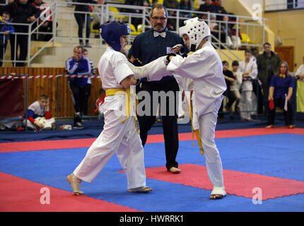 Kyokushin Karate Kid 2017 Championnat de Russie Banque D'Images