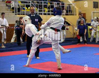 Kyokushin Karate Kid 2017 Championnat de Russie Banque D'Images