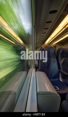 Paysage du train qui semble photo impressionniste Banque D'Images