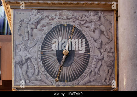 Horloge astronomique de l'église de saint jean à lyon Banque D'Images