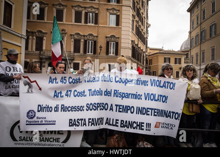 Rome, Italie. Mar 22, 2017. Une manifestation de citoyens 'Surround' dans Piazza Montecitorio Parlement de demander des élections anticipées. Credit : Leo Claudio De Petris/Pacific Press/Alamy Live News Banque D'Images