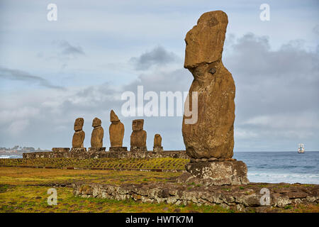 L'ahu Tahai et Ahu Vai Uri, l'île de Pâques (Isla de Pascua) (Rapa nui), Chili Banque D'Images