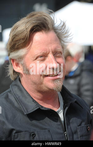 Circuit de Silverstone, le Northamptonshire, Angleterre. Mar 23, 2017. Prenant part à la Celebrity Challenge Trophy de Silverstone le présentateur de télévision classique Charley Boorman. Circuit de Silverstone, Northamtonshire, UK. Credit : Denis Kennedy/Alamy Live News Banque D'Images