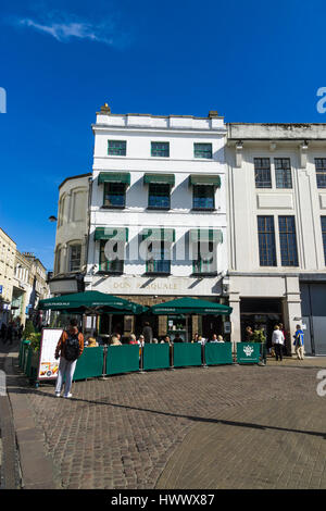 Don Pasquale de manger al fresco restaurant avec la colline du marché Ville de Cambridge Cambridgeshire Banque D'Images