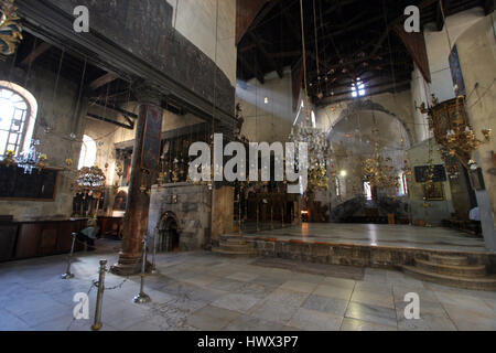 La basilique de la nativité est l'une des principales attractions touristiques de Bethléem et un aimant pour les pèlerins chrétiens, Bethléem, Israël Banque D'Images