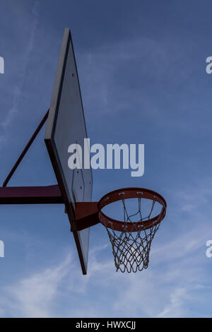 Panneau de basket-ball avec panier de basket-ball Banque D'Images